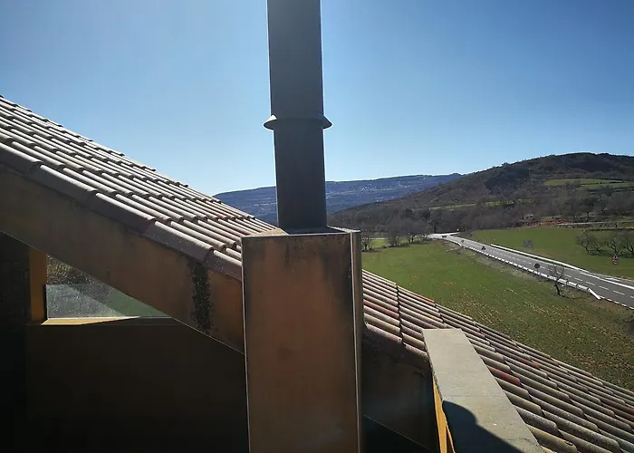 Rural Escarla 2-2 Aren